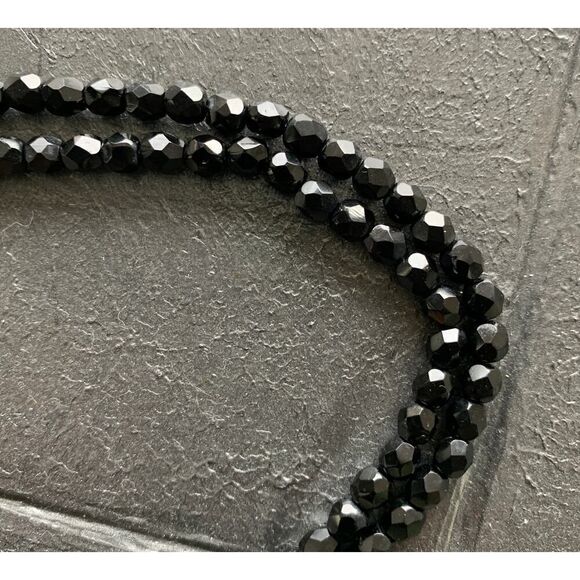 Double strand Black Crystal Necklace, in Silver tone, Vintage - Picture 5 of 5